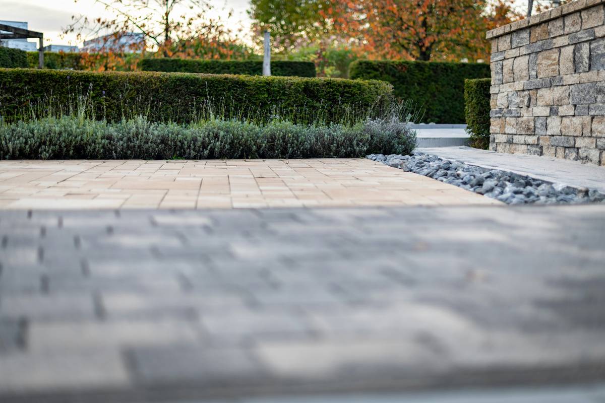 Using Gravel in Landscaping: 7 Proven Tips to Avoid Costly Mistakes